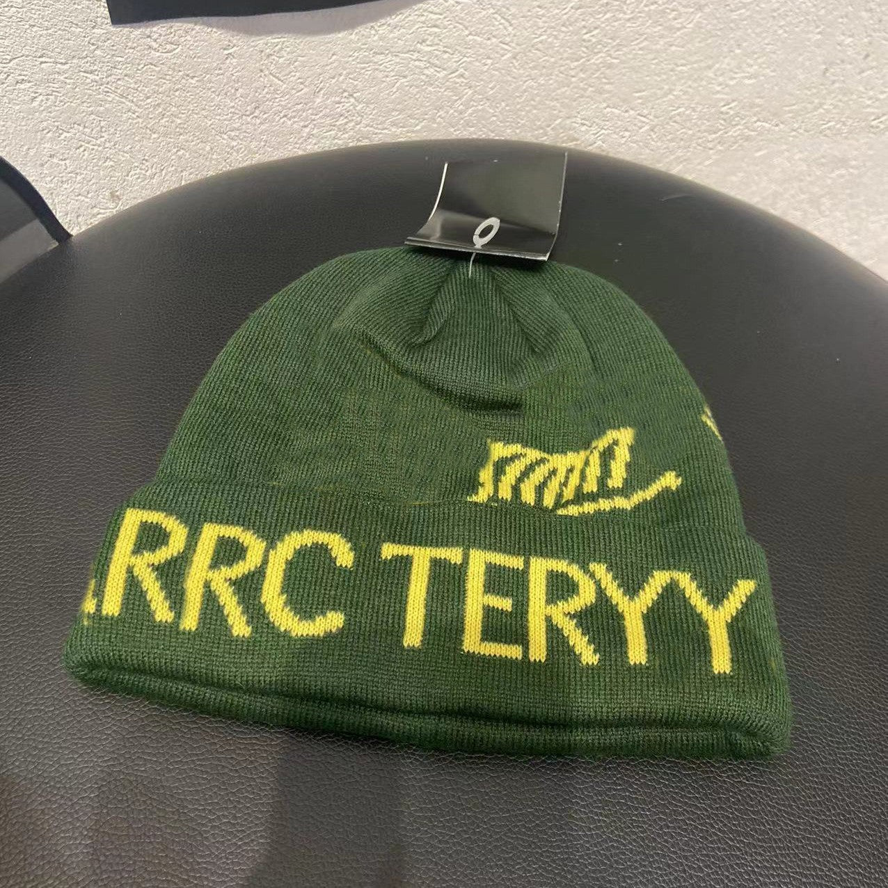 Acteryx Beanie